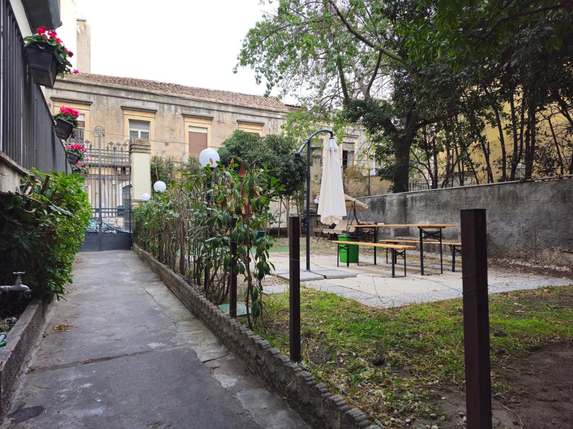 Giardino Siciliano B&B 卡塔尼亚 外观 照片